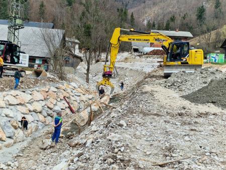 Sanacijska obnova vodotokov in hudournikov po poplavah (8)
